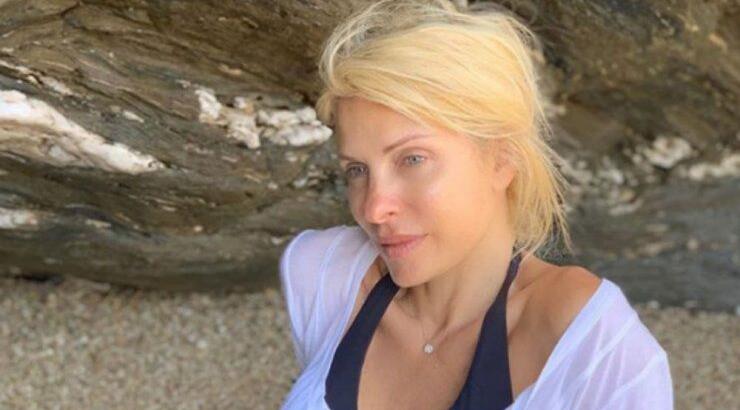 Ελένη Μενεγάκη: Η εικόνα που μοιράστηκε για πρώτη φορά από την Άνδρο και περίμεναν για χρόνια οι followers της!