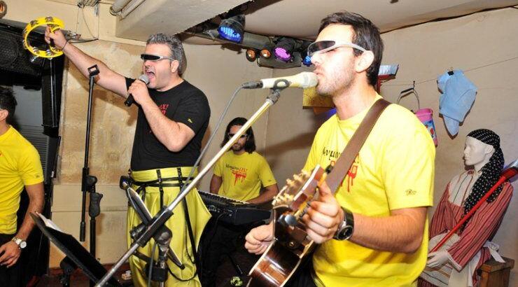 ΜνημόνιΩΧ: Οι επώνυμοι που βρέθηκαν στις πρώτες θέσεις