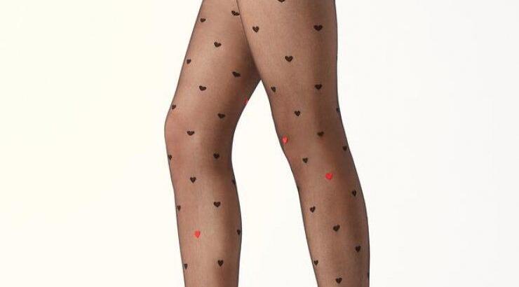 H Calzedonia μιλάει "απευθείας" στην καρδιά σου»