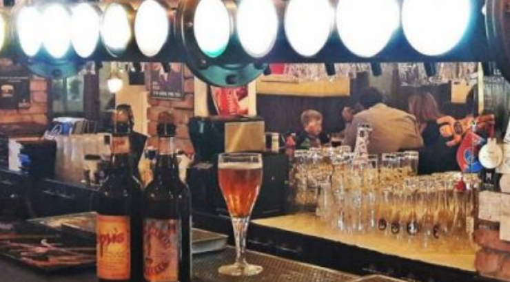 Στο νέο κατάλογο με μπίρες του Moondog’s υπάρχουν ακόμα περισσότεροι θαμώνες του μαγαζιού!