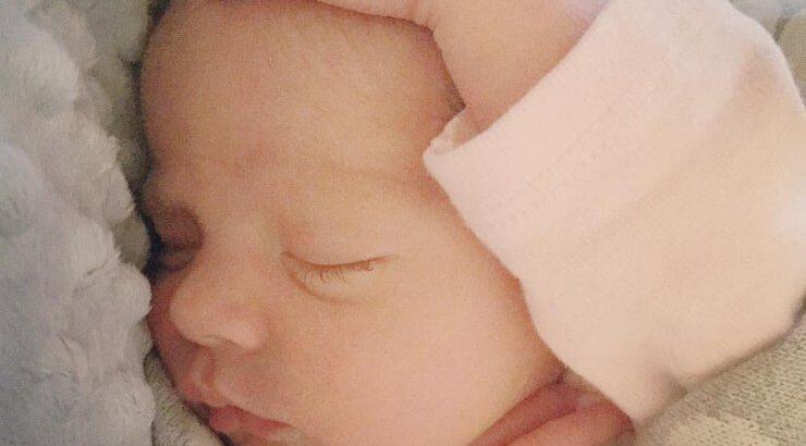 Ζευγάρι της showbiz υποδέχθηκε το δεύτερο μωράκι του πρόωρα!