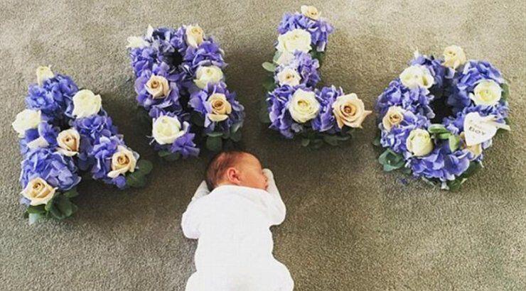 Δημοσίευσαν φωτογραφία του νεογέννητου μωρού τους και αποκάλυψαν το όνομά του