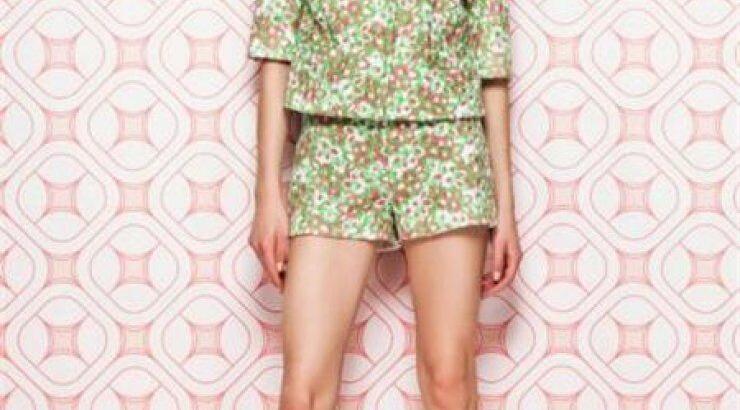 O Moschino Cheap and Chic σε μία συλλογή ειδικά για κρουαζιέρες 