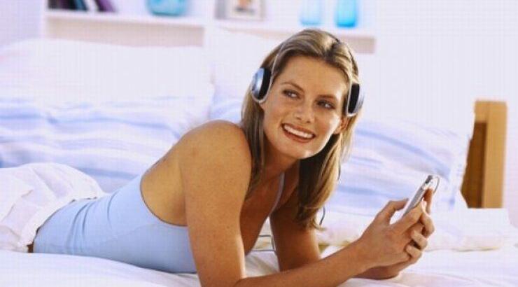 Ναι, η μουσική καταπολεμά την κατάθλιψη στους νέους