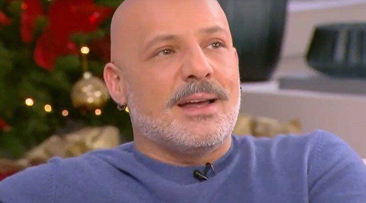 Νίκος Μουτσινάς: “Η ανάγκη μου είναι να σταματήσω το καθημερινό” [βίντεο]