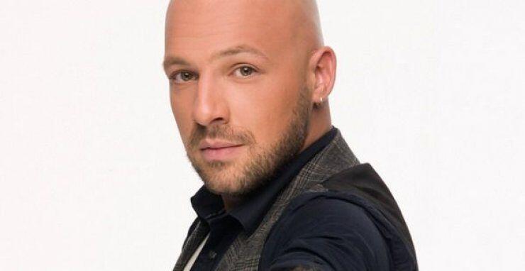 Δείτε την μητέρα του Νίκου Μουτσινά!