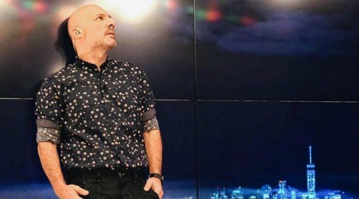 Τα καυστικά σχόλια του Νίκου Μουτσινά για την εμφάνιση πασίγνωστης Κύπριας ηθοποιού! [βίντεο]