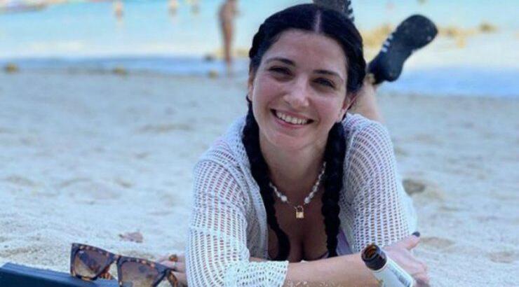 Είδαμε τη Χριστιάνα Μούζουρα με μαγιό μέσα στο χειμώνα χωρίς ρετούς! [βίντεο]