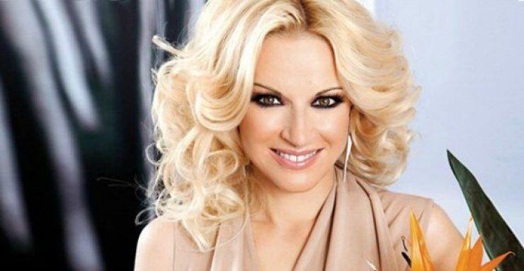 Η Μπεκατώρου παραλίγο να είχε πεθερό τον Καρατζαφέρη! [φωτό]