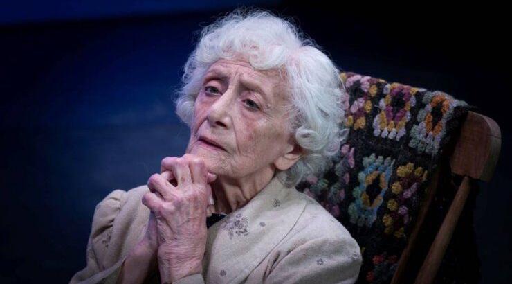 Η αφοπλιστική απάντηση της Δέσποινας Μπεμπεδέλη στον ηλικιακό ρατσισμό [βίντεο]