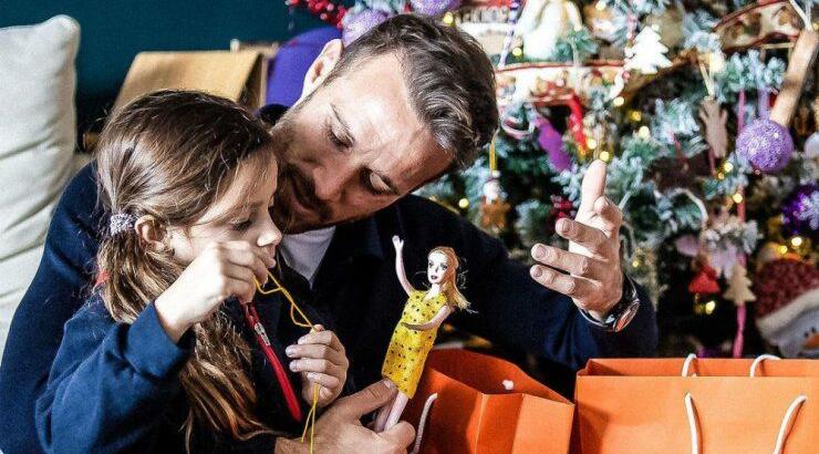 Νεκτάριος Αλεξάνδρου: Φωτογραφίζει την Αριάδνη ως ξωτικό [εικόνα]