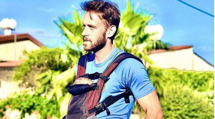 Νεκτάριος Αλεξάνδρου: Η πρωινή βόλτα στο πάρκο με τον δυο μηνών γιο του