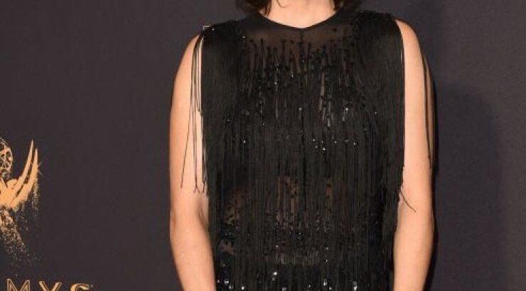 Ποια Ελληνίδα σχεδιάστρια έντυσε την ηθοποιό Neve Campbell στα Emmy Awards