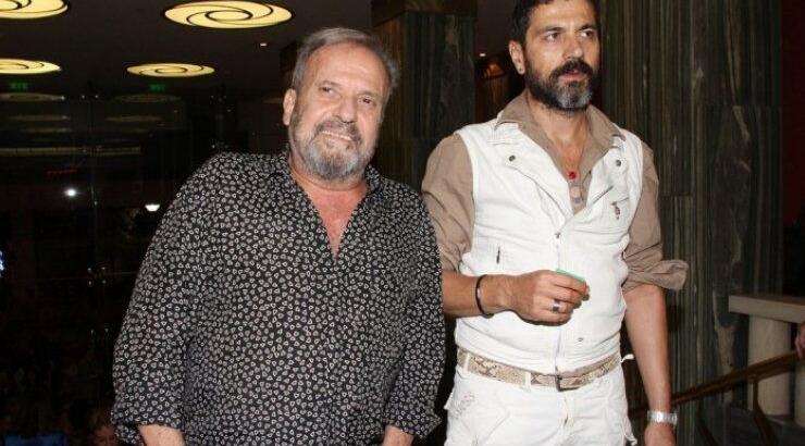 Κώστας Φαλελάκης: Η φωτογράφιση του συντρόφου του Μηνά Χατζησάββα, μετά το θάνατό του