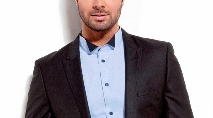 Ο Ηλίας Βρεττός μιλάει για την πρώτη του φορά!