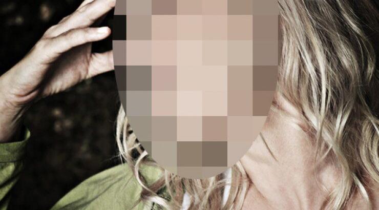 Ελληνίδα τραγουδίστρια: "Δεν είμαι η 