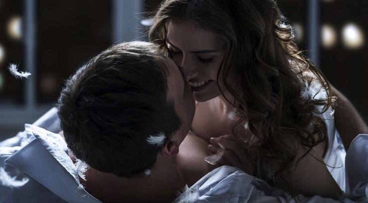 Σεξ και προκαταρτικά: Ποια είναι η ιδανική διάρκεια και για τα 2;