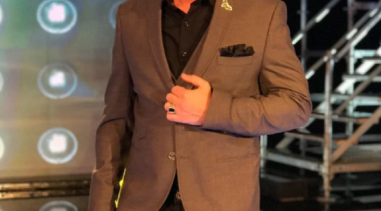 Απίστευτο! Δείτε τι φόρεσε στο γύρισμα ο Νικόλας Ιωαννίδης! [βίντεο]