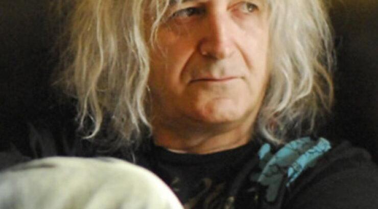 Νίκος Καρβέλας: Σε άσχημη ψυχολογική κατάσταση μετά τον χωρισμό