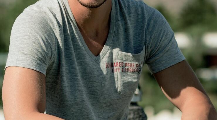 Πανέμορφη επώνυμη μελαχρινή Ελληνίδα το νέο αμόρε του Νίκου Οικονομόπουλου!