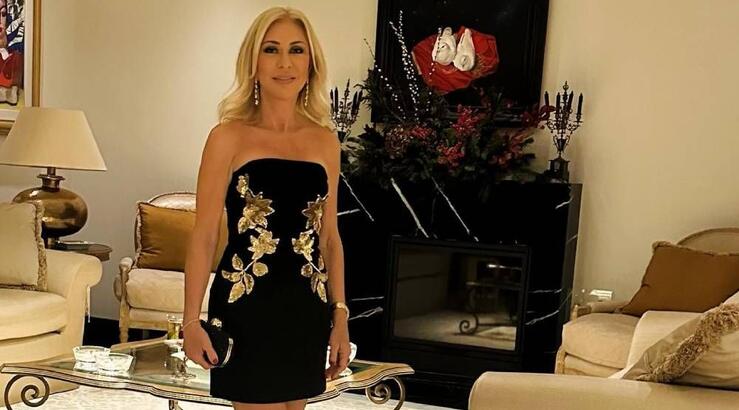 Τα μαύρα festive φορέματα των fashionistas του νησιού που θα αντικαταστήσουν τις παγιέτες