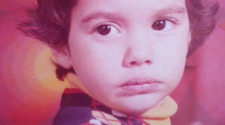 Ποια Ελληνίδα παρουσιάστρια είναι το κοριτσάκι στη φωτογραφία;