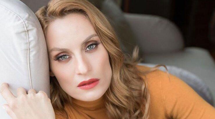 Ελεονώρα Μελέτη: Μαζί με τον σύζυγο και την κόρη της για ψώνια [εικόνες]