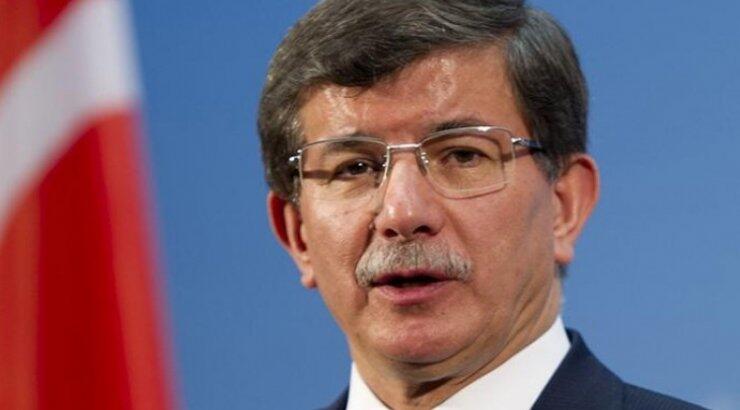 Νταβούτογλου: Μην ανησυχείτε, τα ίδια έκανε και ο Ταλάτ