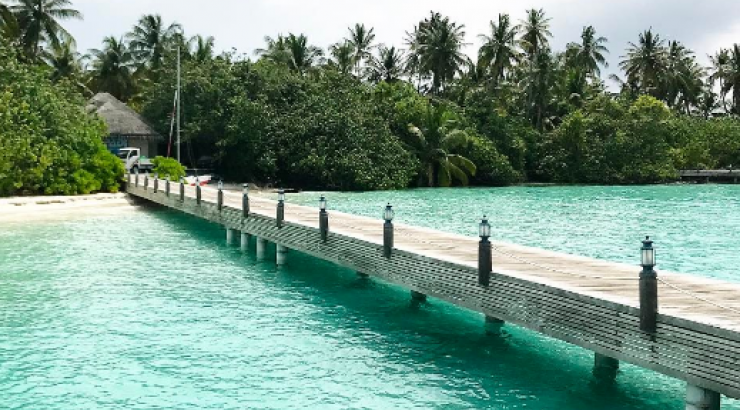 Επώνυμη Ελληνίδα στις Μαλδίβες για το Πάσχα!