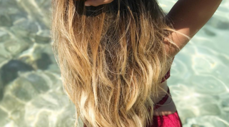 Επώνυμη Ελληνίδα εντυπωσιάζει με τη αψεγάδιαστη πίσω όψη της!