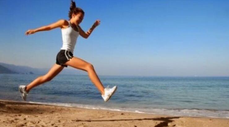 5 συνήθειες μετά το τρέξιμο που πρέπει να σταματήσεις