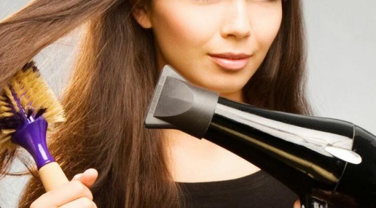 Γνωρίστε τους τύπους βούρτσας και επιλέξτε την κατάλληλη για τα μαλλιά σας