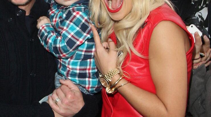 Η Rita Ora και ο νεαρός θαυμαστής [εικόνες]
