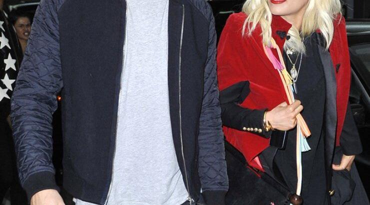 Rita Ora: Ο έρωτας της χτύπησε κόκκινο