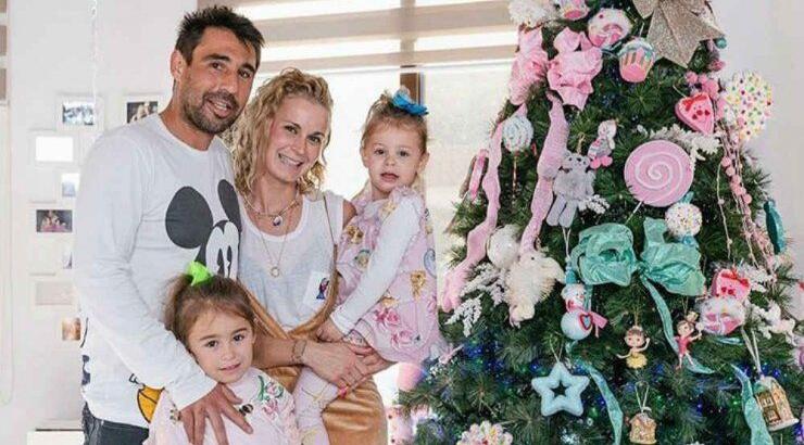 Μάρκος Παγδατής: Τον "τσακώσαμε" με τη σύζυγό του κατά την έξοδό τους από το μαιευτήριο!