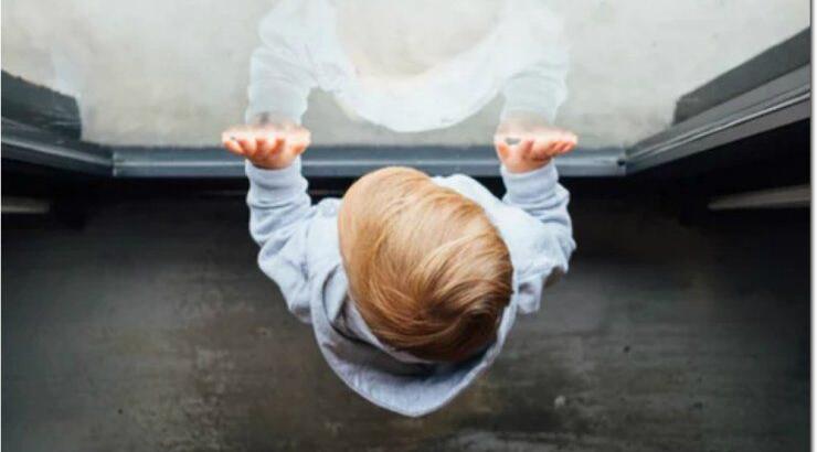 6 συμβουλές για να προστατέψετε τα παιδιά σας από τους "ξένους"