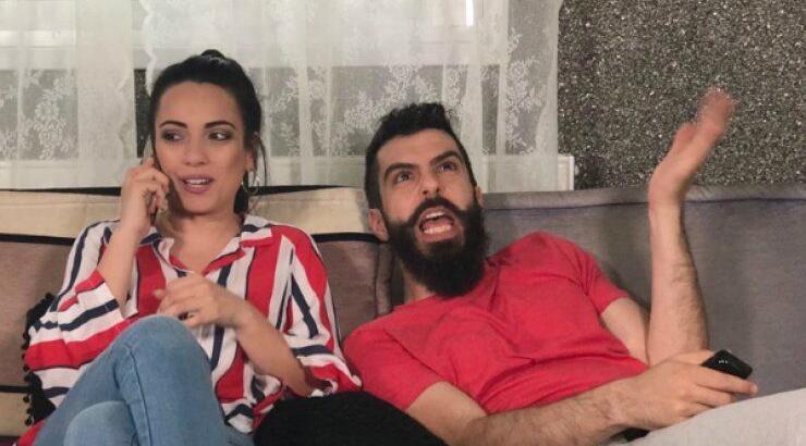 Ο Παναγιώτης Κυριάκου και η Ξένια Κωνσταντινίδου μας μίλησαν λίγο πριν την πρεμιέρα της νέας σειράς “Παντρεμένοι κι οι δυο” που πρωταγωνιστούν!