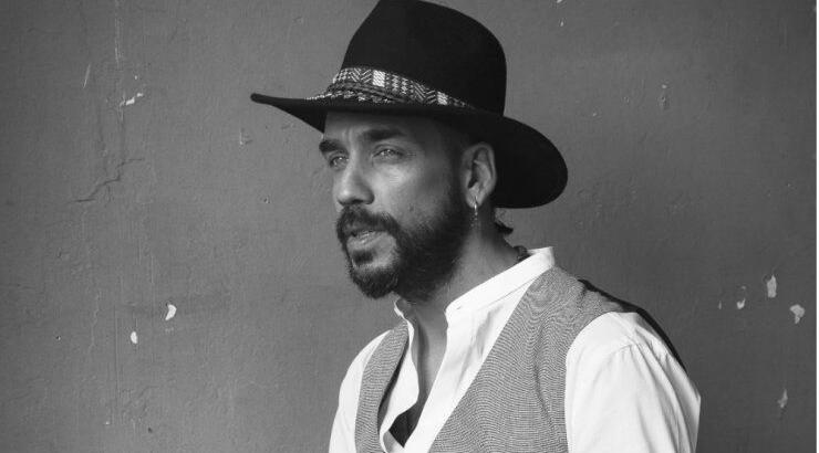 Ο Πάνος Μουζουράκης έρχεται Κύπρο για δύο live