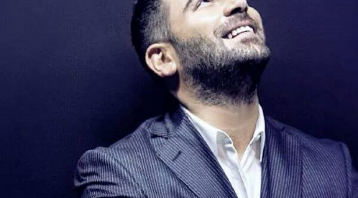 Ελληνίδα τραγουδίστρια έκανε τατουάζ τον Παντελίδη στο στήθος της!