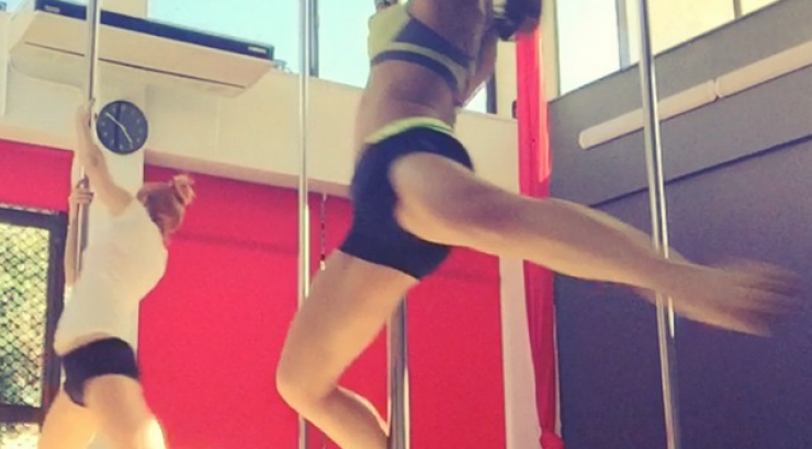 Ειρήνη Παπαδοπούλου: Κάνει pole dance και αναστατώνει! [βίντεο]