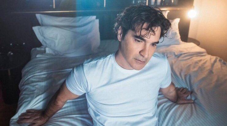 Χριστόφορος Παπακαλιάτης: Αποδεικνύει για άλλη μία φορά ότι είναι “Maestro” στις ερωτικές σκηνές 