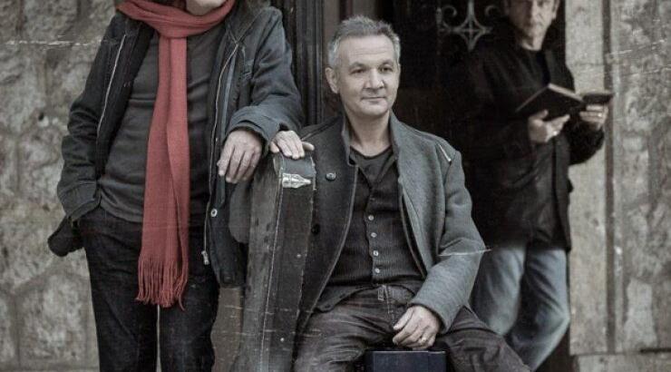 Ο Βασίλης Παπακωνσταντίνου συναντά τον Χρήστο Θηβαίο [στην Κύπρο] 