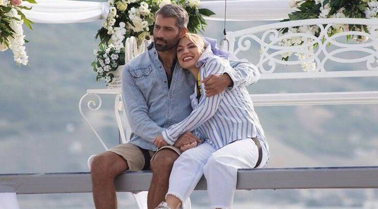 Αλέξης Παππάς: Το πρώτο φιλί με παίκτρια στο "Bachelor" είναι γεγονός! [βίντεο]