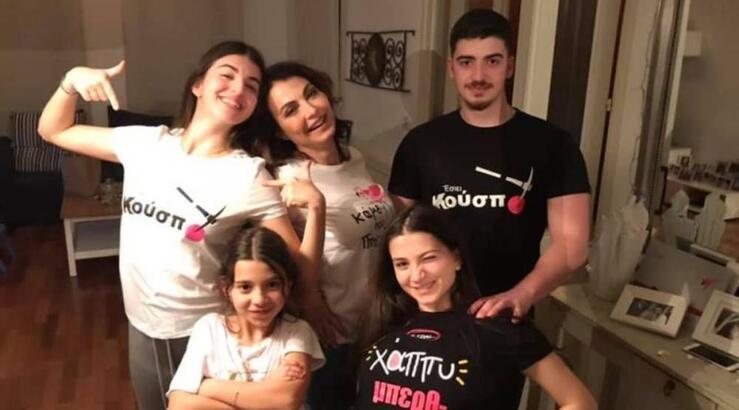 Η Χριστίνα Παυλίδου για τα 4 παιδιά της: “Είπαμε ότι θα το γλιτώσουμε, τελικά πάμε όλοι καλλιτέχνες”
