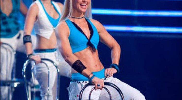 Zumba Sentao: Κάψτε έως 900 θερμίδες με σύμμαχο μια καρέκλα