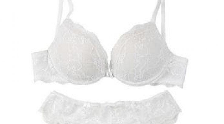 Τα πιο θηλυκά εσώρουχα για την πρώτη νύχτα του γάμου 