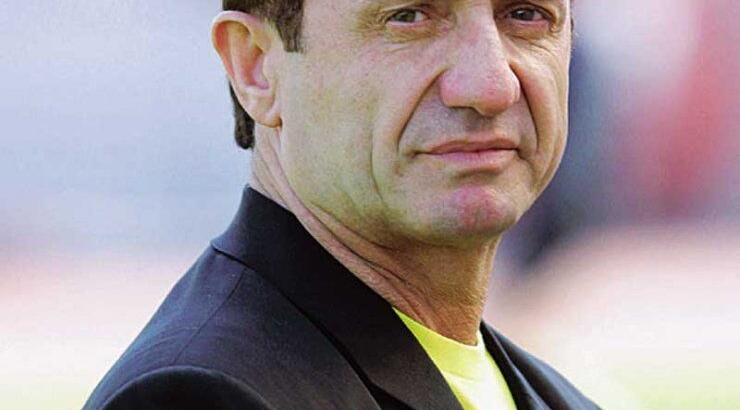 Λευτέρης Πανταζής: Έφυγε αιμόφυρτος από την πίστα