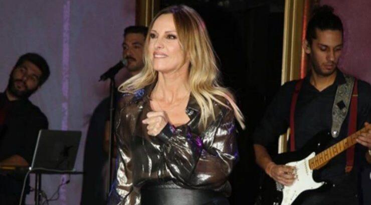 Πέγκυ Ζήνα: Αποκάλυψε τι κάνει η κόρη της πριν από κάθε της πρεμιέρα