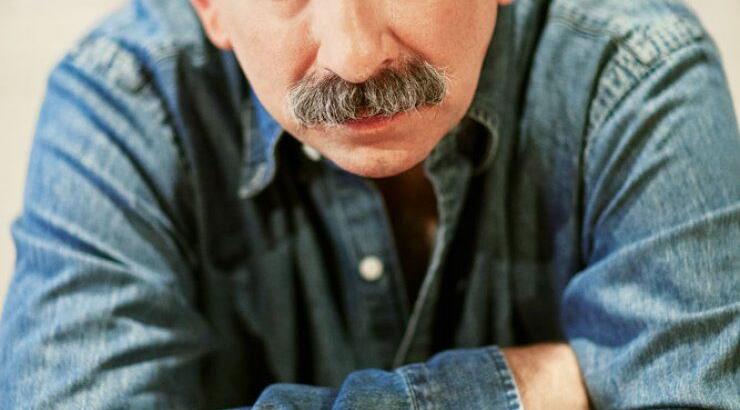 Πέτρος Φιλιππίδης: “Πηγαίνω και καθαρίζω τις τουαλέτες του θεάτρου”