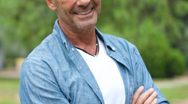 Απίστευτο εκτός ορίων ο Πέτρος Κωστόπουλος μπροστά από την κάμερα